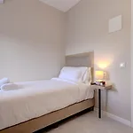 Puerta Almar 3*