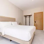 Puerta Almar Pensión 3*