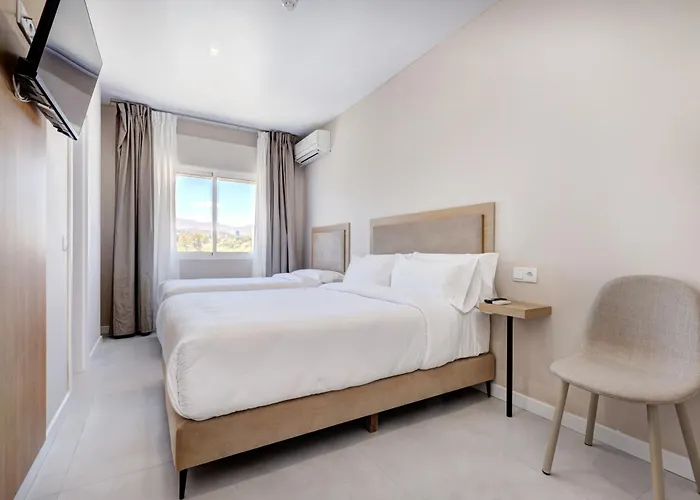 Puerta Almar 3* Estepona