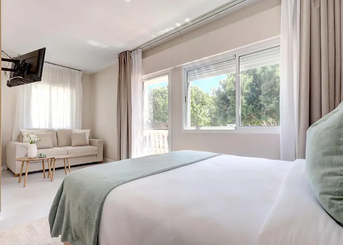 Puerta Almar 3* Эстепона