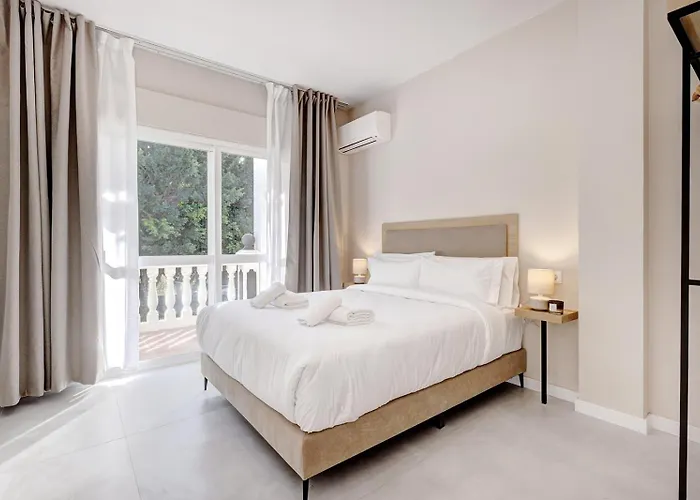 Гостьовий будинок Puerta Almar 3*