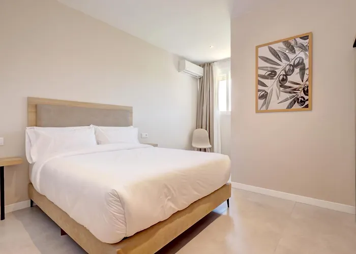 Puerta Almar Естепона